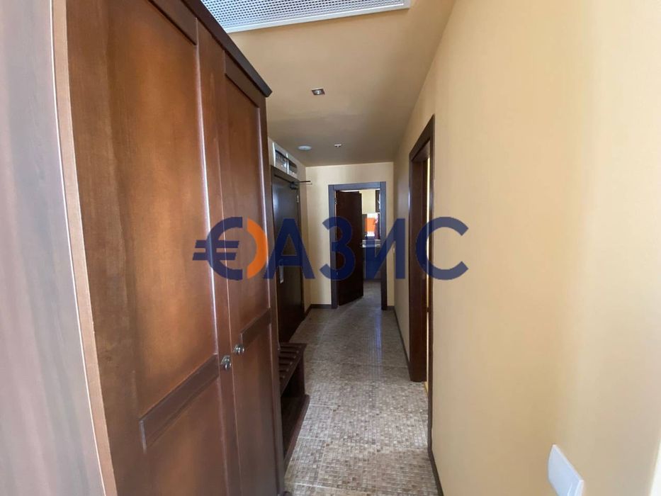 Продава се Двустаен апартамент в к.к. Слънчев бряг - 78 кв.м за 1347 €/кв.м - Снимка #12