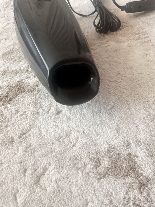 Автомобильный пылесос