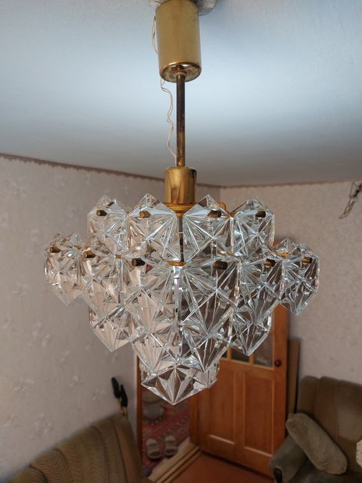 Продам хрустальная люстра