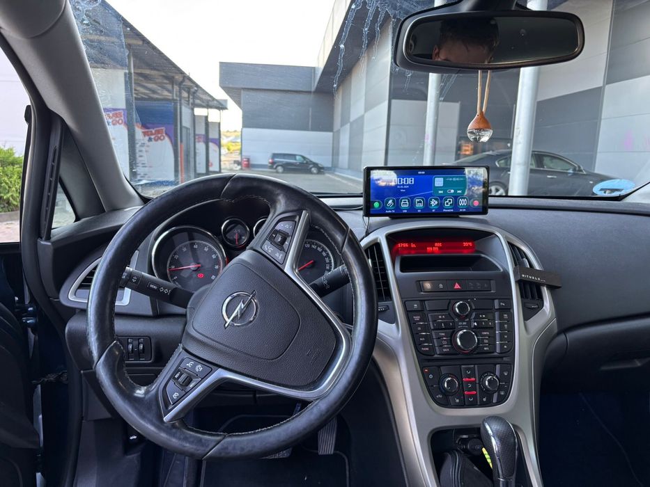 Opel Astra J 1,4 benzina cutie automata