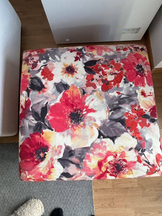 Taburet stofa 70x70 cm, h=40 cm