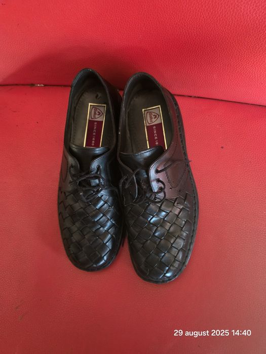 Pantofi barbati din piele, impletiti