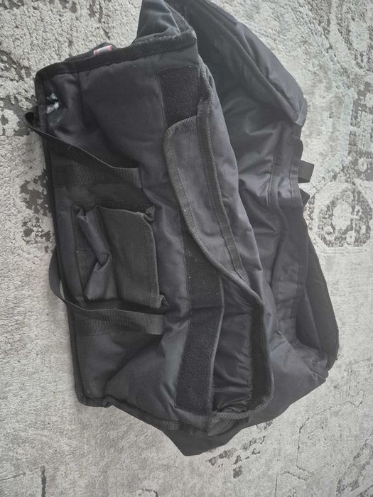 Geanta termoizolanta pt catering + placa de incalzire alimentare auto