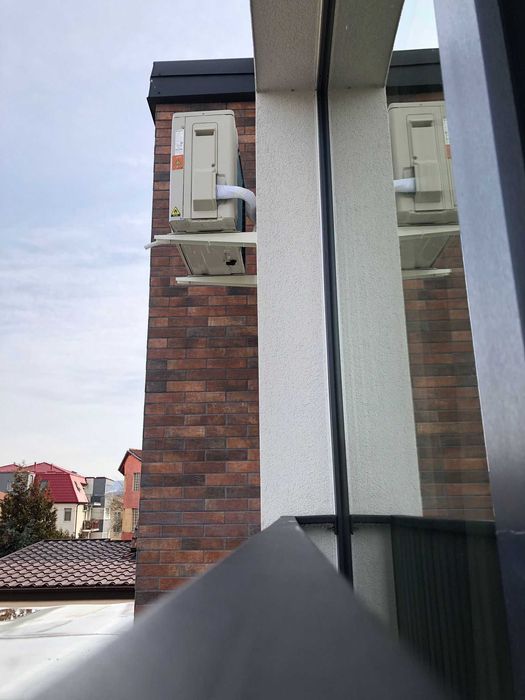 Aparat aer conditionat cu montaj inclus Daikin Sensira   12000 BTU