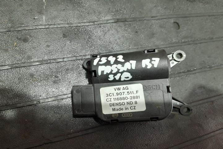 Motoras clapeta aeroterma 3C1907511F 3C1907511F Volkswagen VW Passat