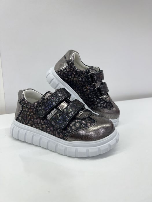 Детская обувь