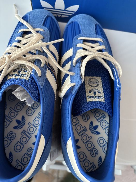 Маратонки Adidas чисто нови
