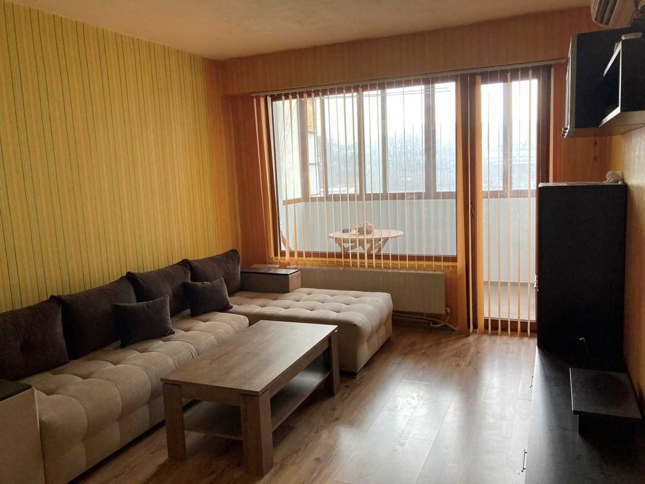 Дава се под наем Четиристаен апартамент в Търговище, Промишлена зона - 77 кв.м за 280.5 € - Снимка #3