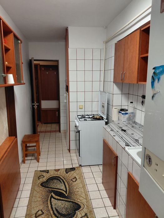 Proprietar,închiriez garsonieră decomandata 41mp