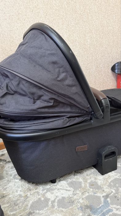 Продам коляску Kidilo 3в1