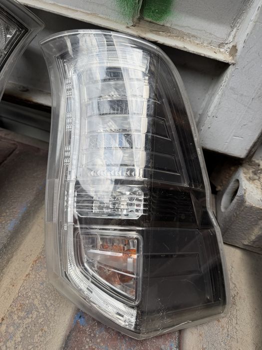 Задний фонари на Honda Stepwgn