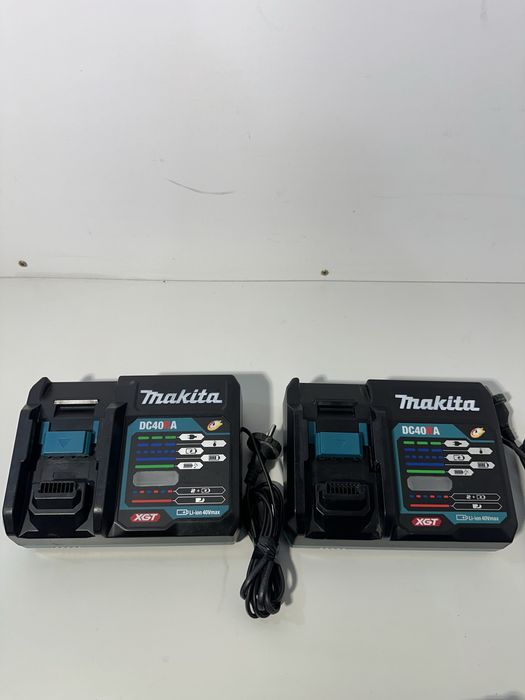 Incarcator Makita XGT 40V