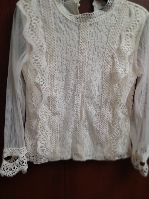 Блузка. Бежевого цвета.48 раз.