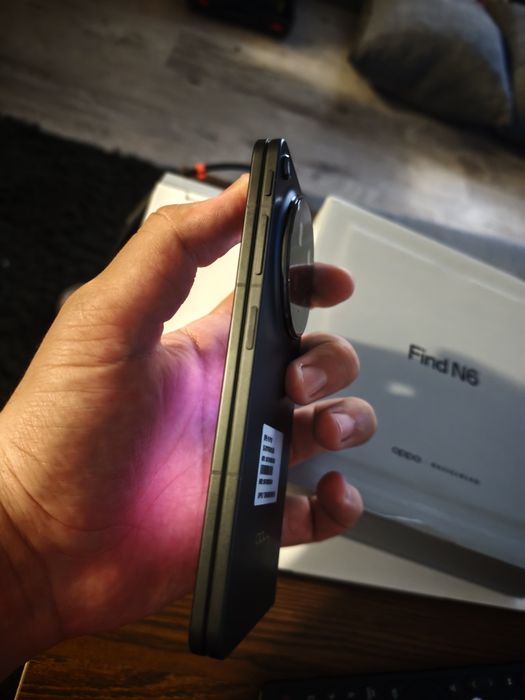 Oppo Find N6 16/512GB като нов
