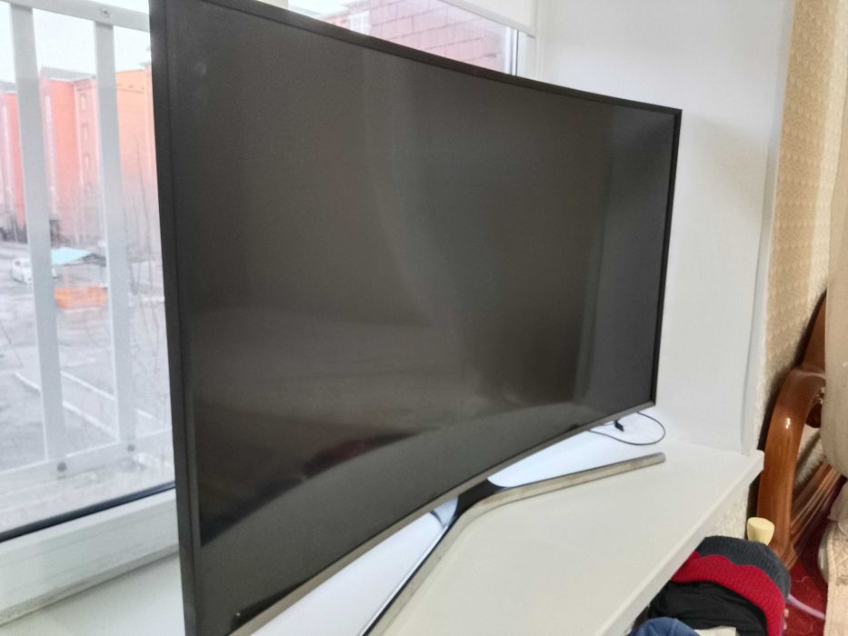 Срочно Смарт ТВ САМСУНГ сатылады