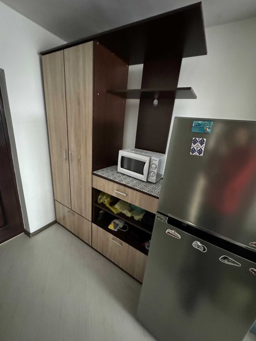 Inchiriez apartament