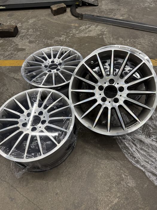 R17 AMG мерс диски