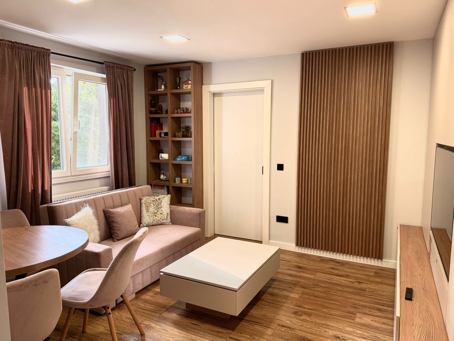 Apartament 2 camere, Ultracentral Târnăveni, renovat, finisaje luxury