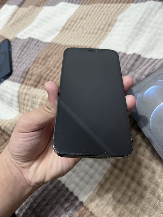 Продам Iphone 12pro 128gb