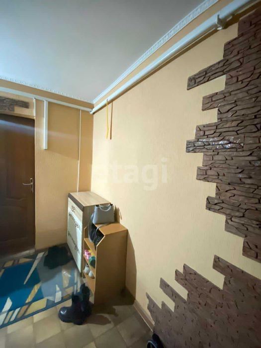 Продам 4х комнатную квартиру