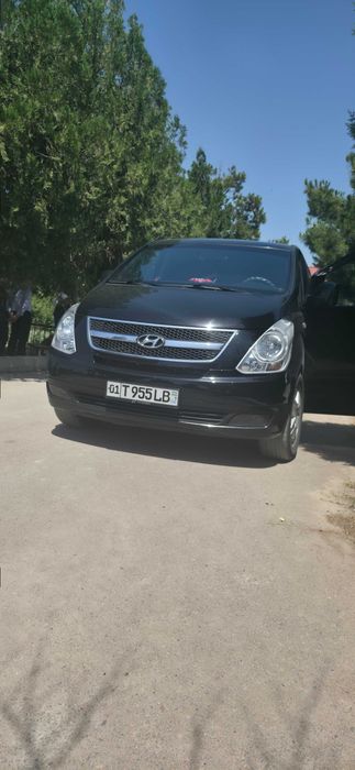 Продам хундай старекс h1 2009 года