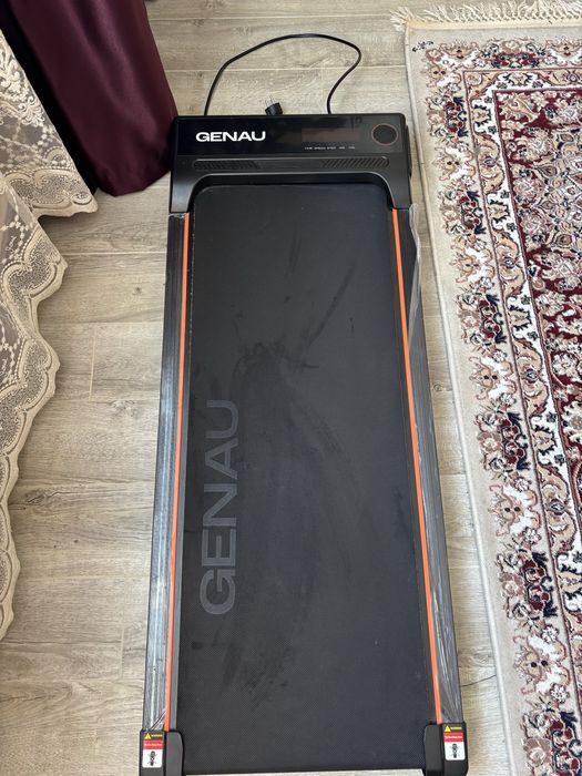 Продам GENAU беговая дорожка