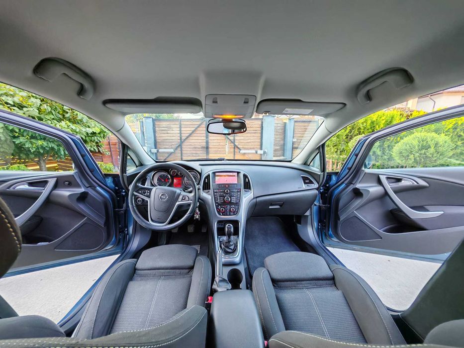 OPEL Astra 2013 — imagine 4