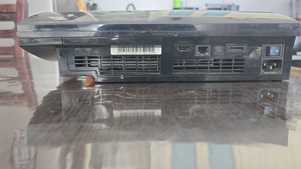 Продам Playstation 3 fat