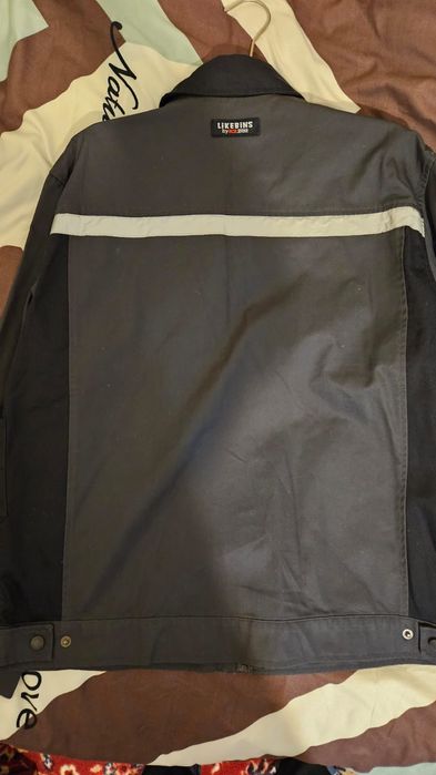 Продам новую куртку