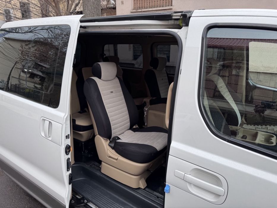 Hyundai Starex 2020 год,  бензин, пропан, каробка автомат