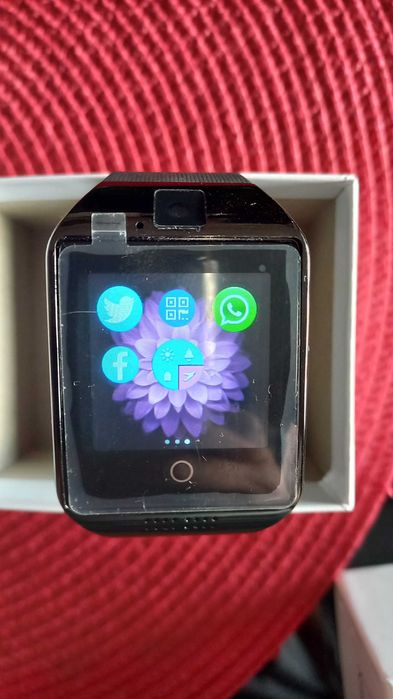 Смарт часовник с камера