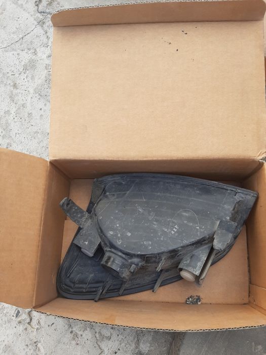 Ланд крузер 100 , фары оригинал