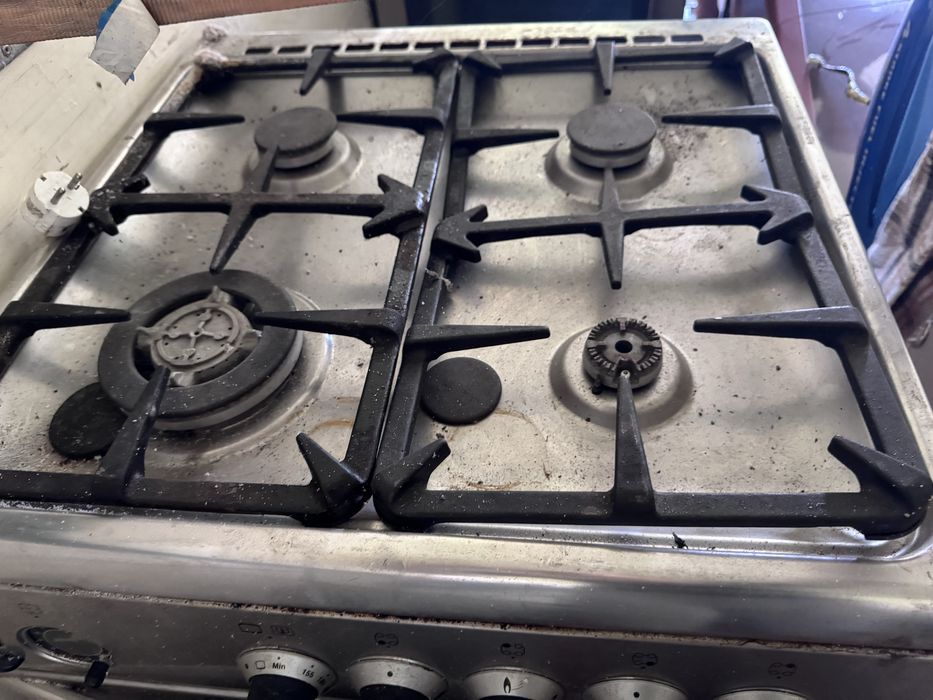 Готварска печка на газ с котлони
