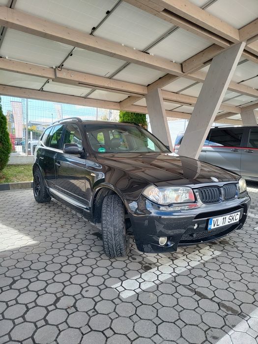 BMW X3 3.0 d 204 cp Trapa panoramică.
