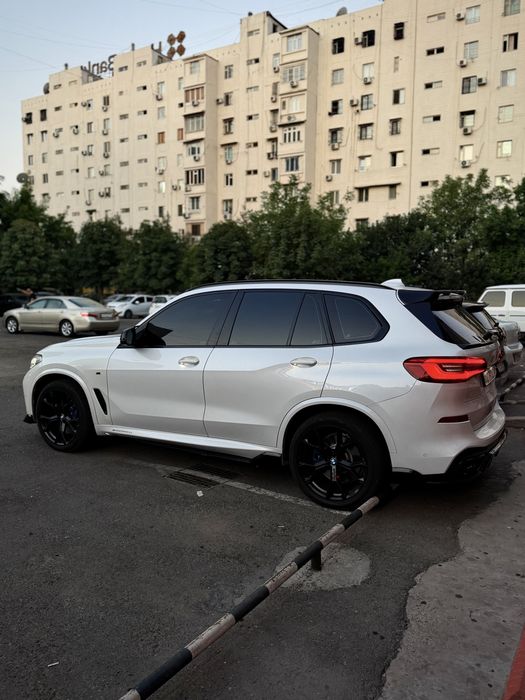 Bmw X5 M 40I Xdrive Бартер Обмен Toyota Land Cruiser 300