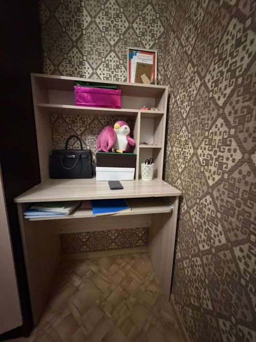 Стол компьютерный