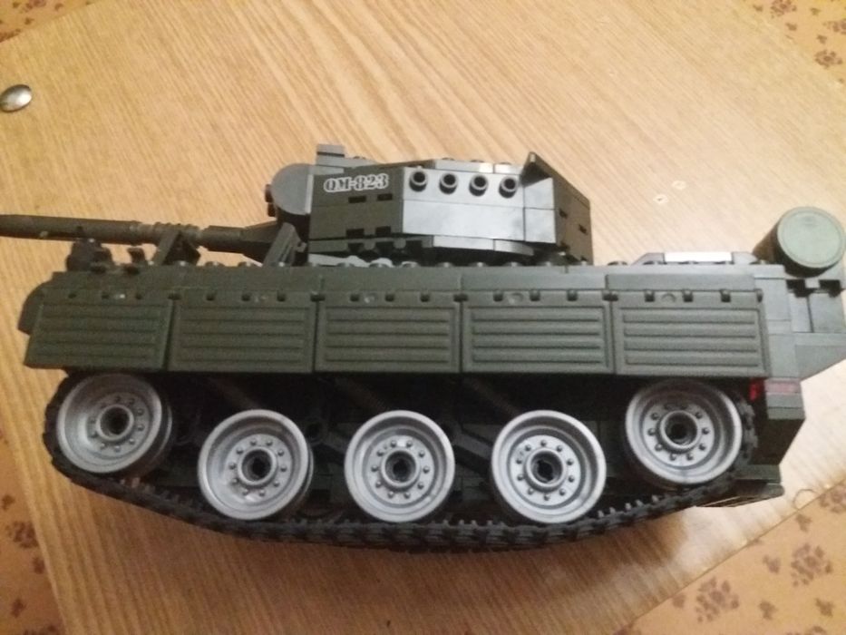 Продам детскую игрушку