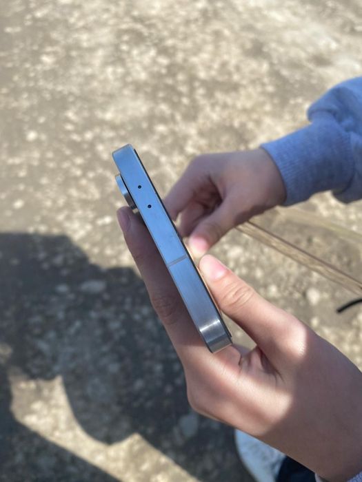 Самсунг а56 ярко-серый