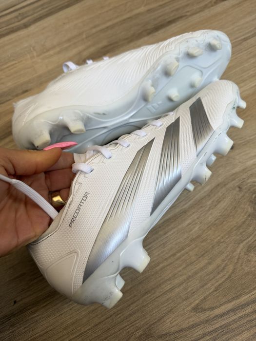 Футболни обувки adidas PREDATOR LEAGUE MG ! 40 н