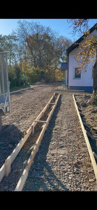 Executam lucrari de constructii , Amenanjari exterioare , Santuri