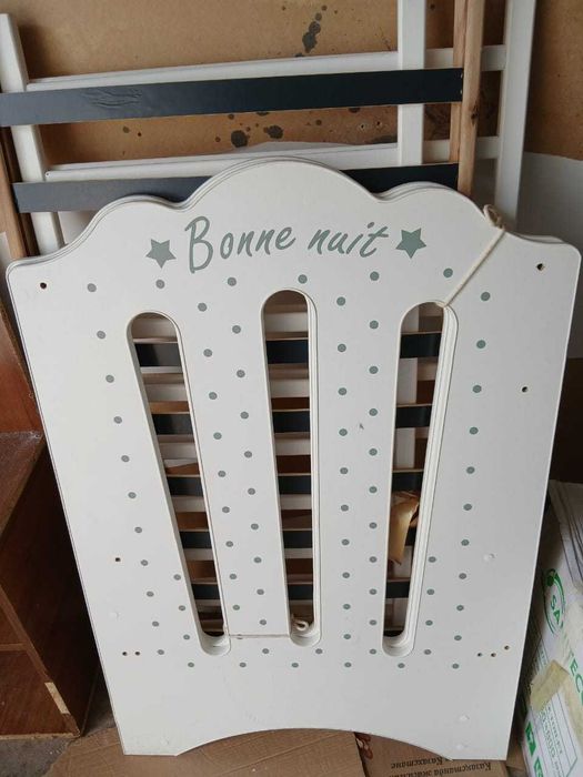 Детская кровать с матрасом