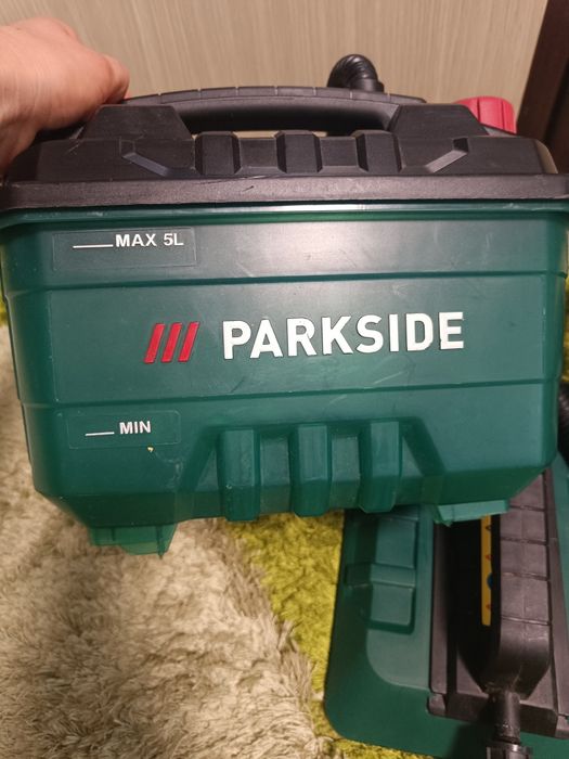 Curatator abur tapet