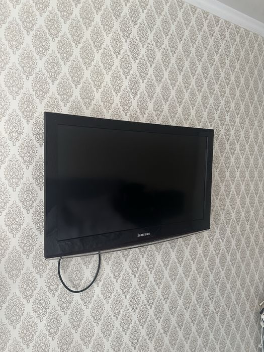 Продаю телевизор самсунг