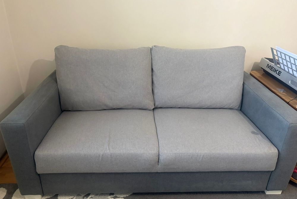 Vând canapea extensibila