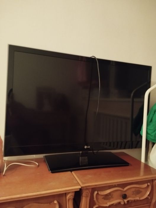 Телевизор LG  б/у 70000тг.