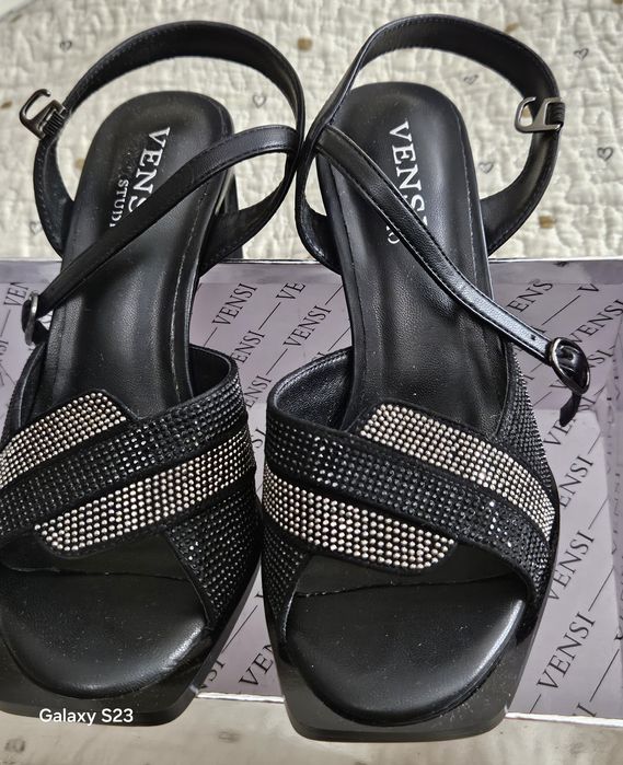 Летние босоножки