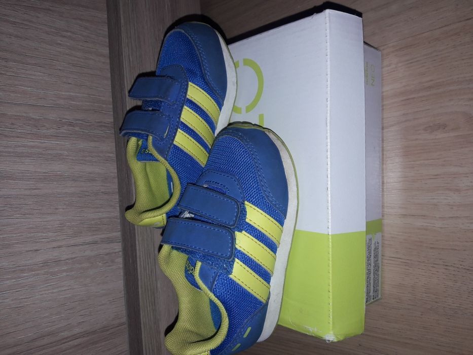 Маратонки Adidas Neo