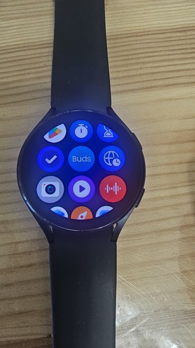 Samsung Galaxy Watch 4