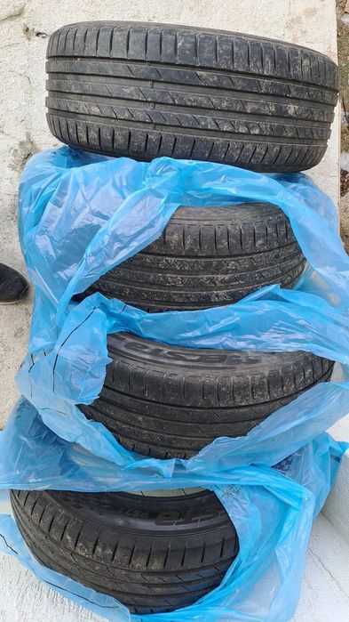 Летни гуми Kumho 215/55 r17 - 4 бр.