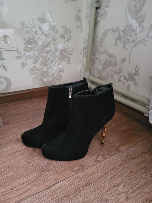 Продам ботильоны